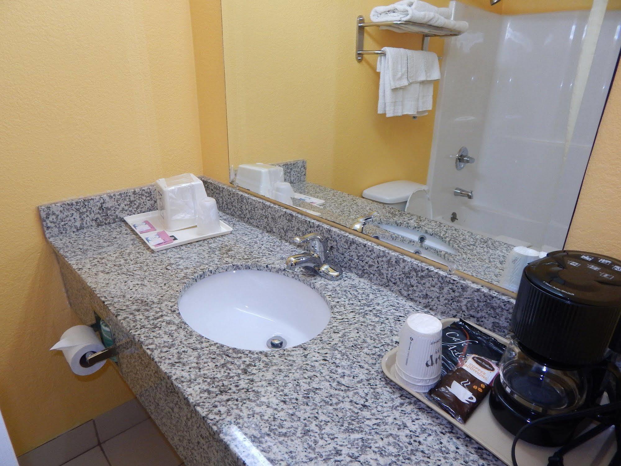 Sunrise Inn - Brownsville Luaran gambar